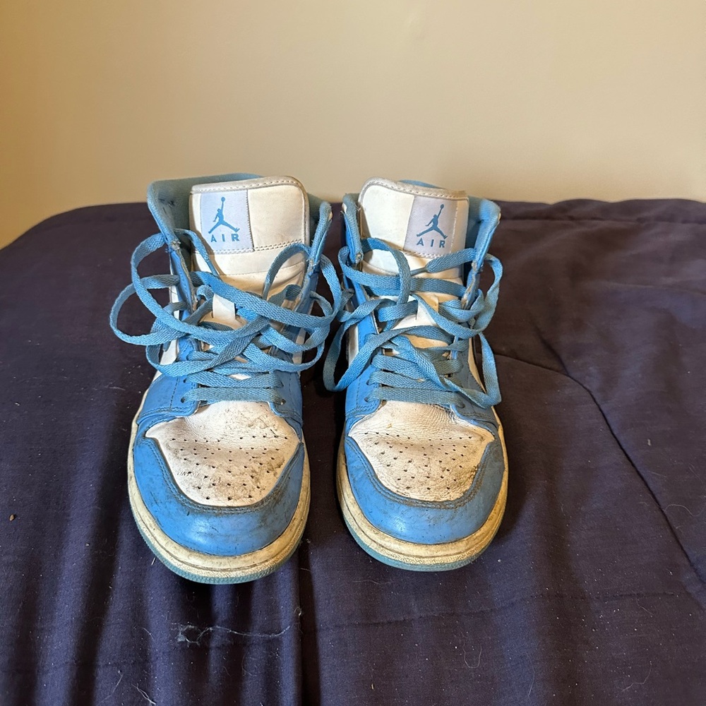 Jordan Sneakers Blue and White